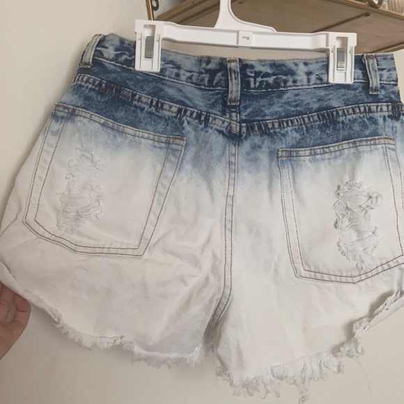 Forever 21 acid wash denim ombré blue shirts - Picture 2 of 4